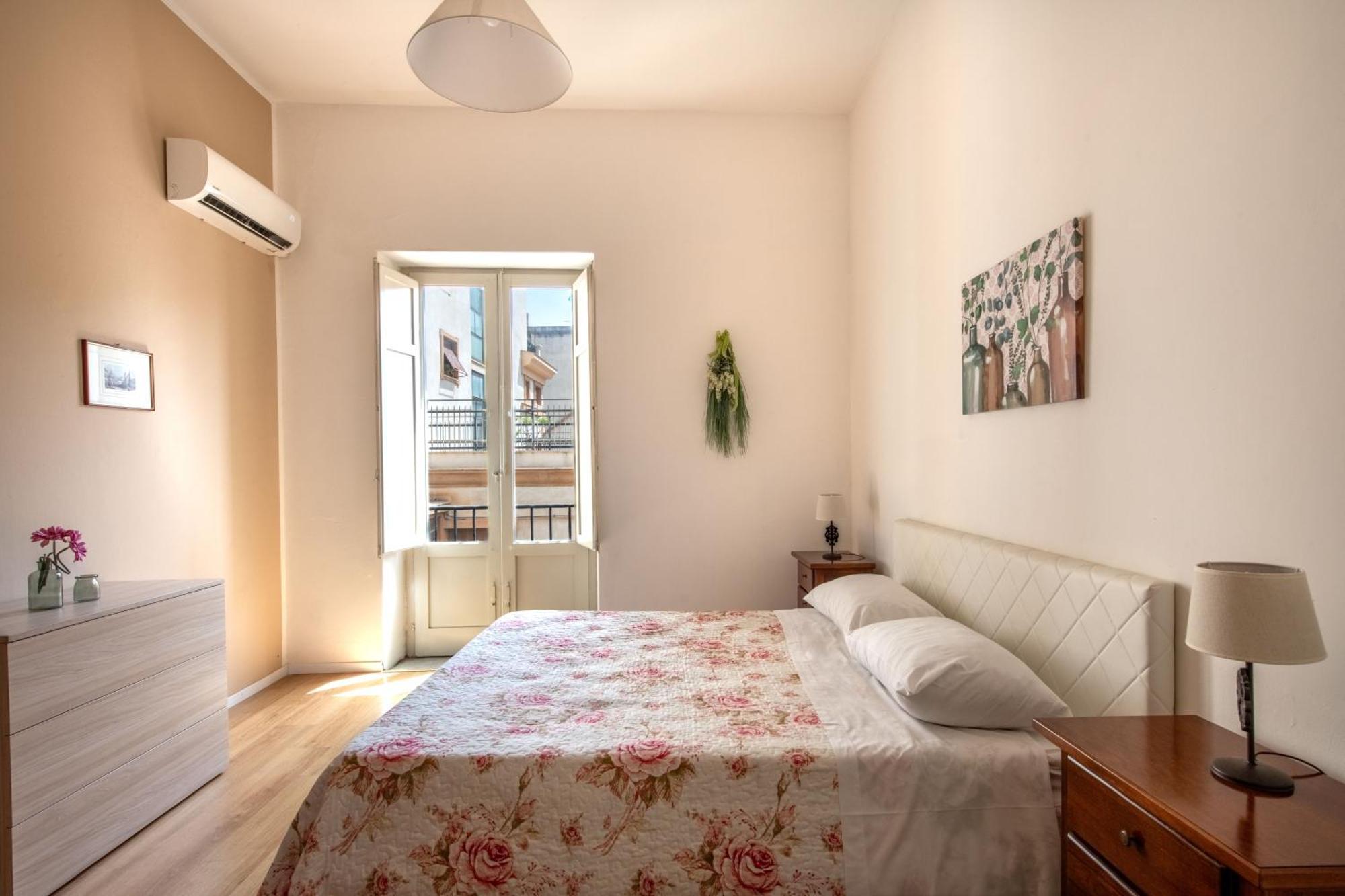 Cathedral View Apartments - Palermo — Photos 1